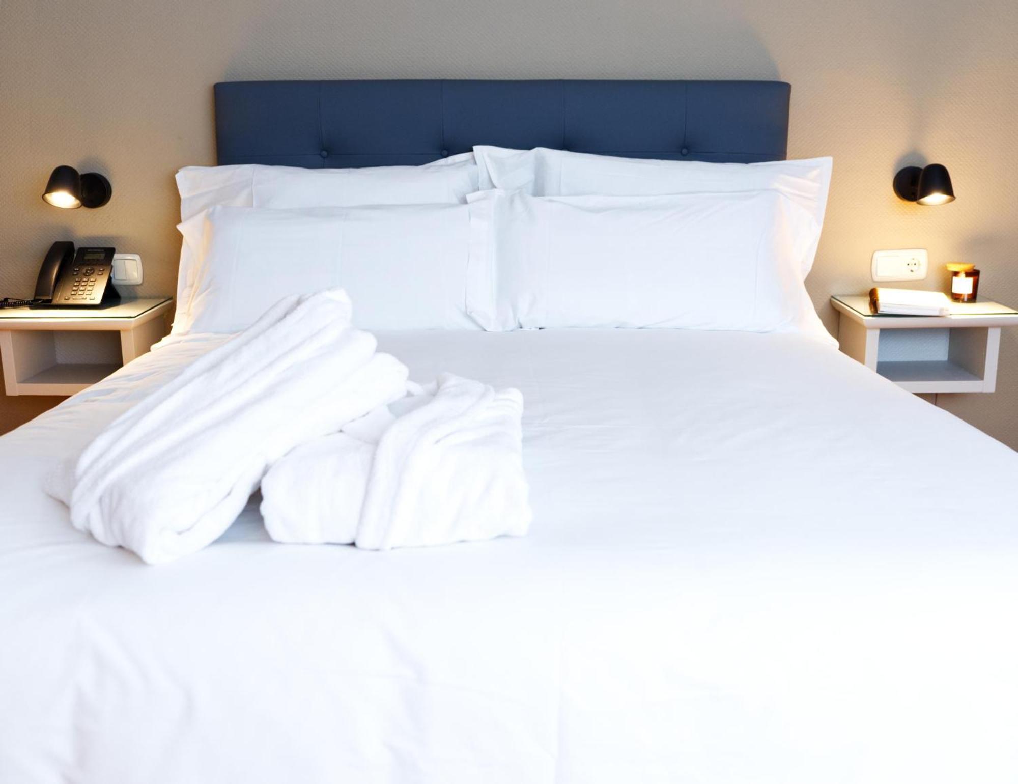 Hotel Ciudad Del Sol Эсиха Экстерьер фото
