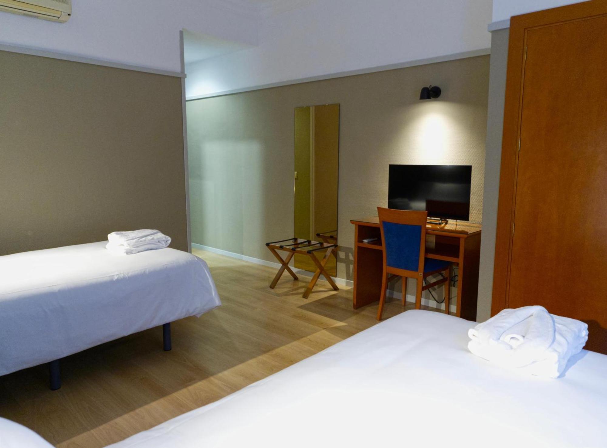 Hotel Ciudad Del Sol Эсиха Экстерьер фото