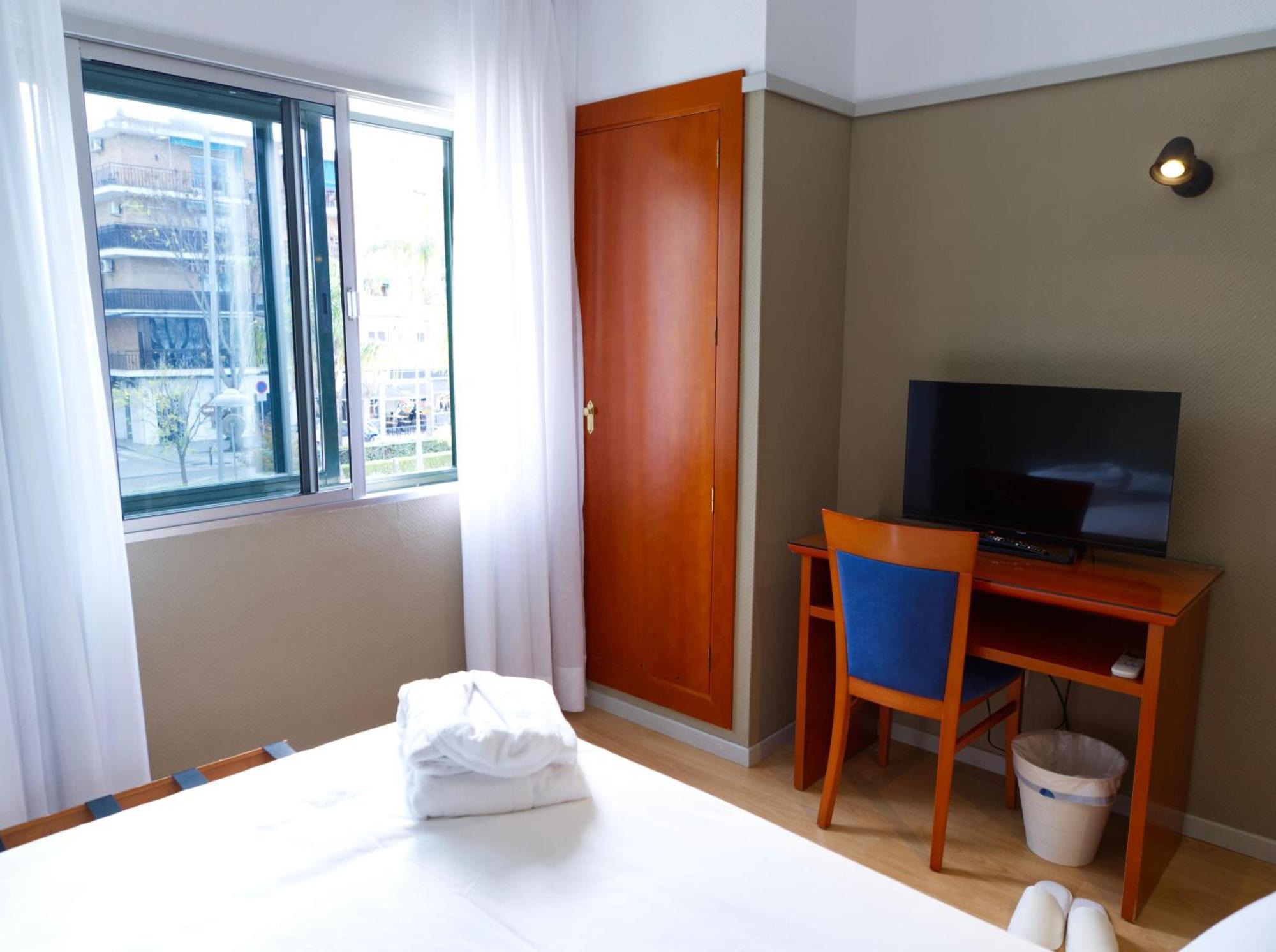 Hotel Ciudad Del Sol Эсиха Экстерьер фото