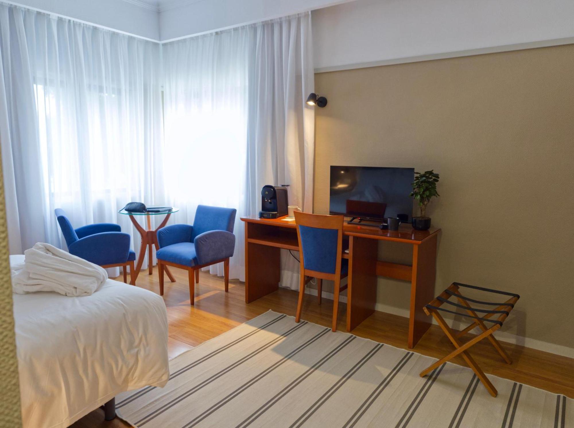 Hotel Ciudad Del Sol Эсиха Экстерьер фото